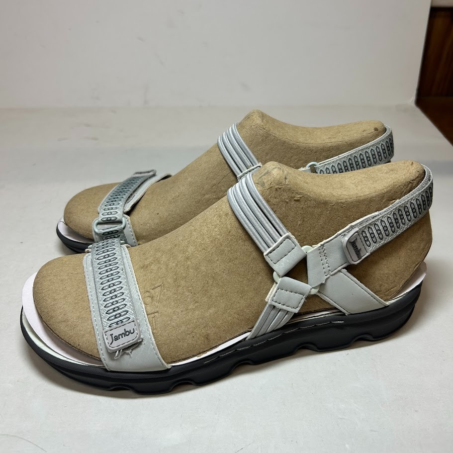 Jambu Womens 7 M Light Grey Off White Seaside Water Ready Strappy Sandals NIBSK3