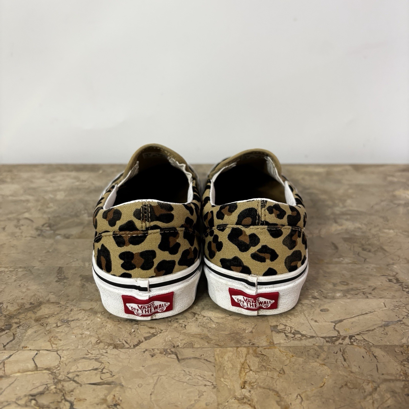 Vans Classic Slip-On Cheetah Print Canvas Skate Shoes Women Size 5 Men 3.5