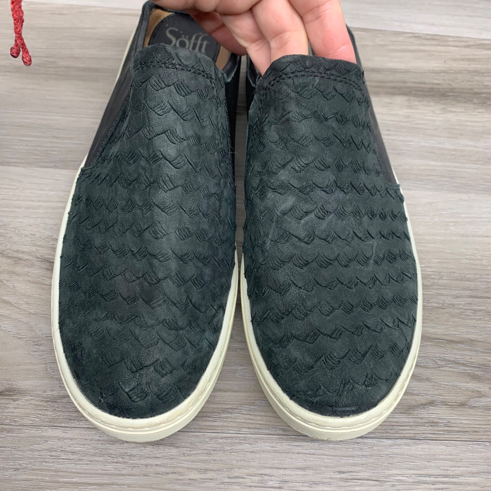 Women’s Sofft Somers III Leather Slip-On Sneakers Black Size 9.5M Shoes Mules