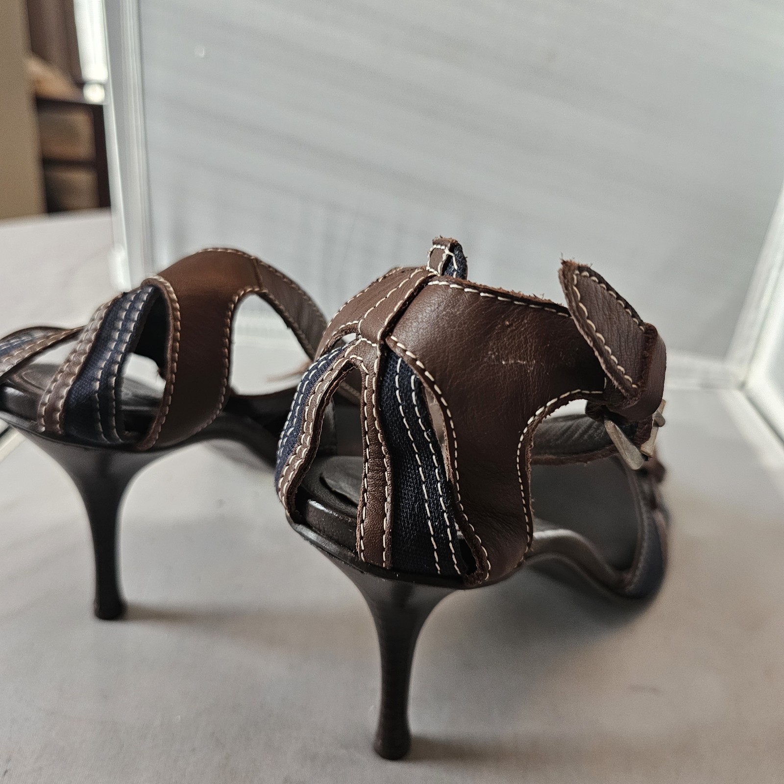 Michelle K Size 11 EU 41 Brown Navy 3.25″ High Heel Buckles Vero Cuoio Italy