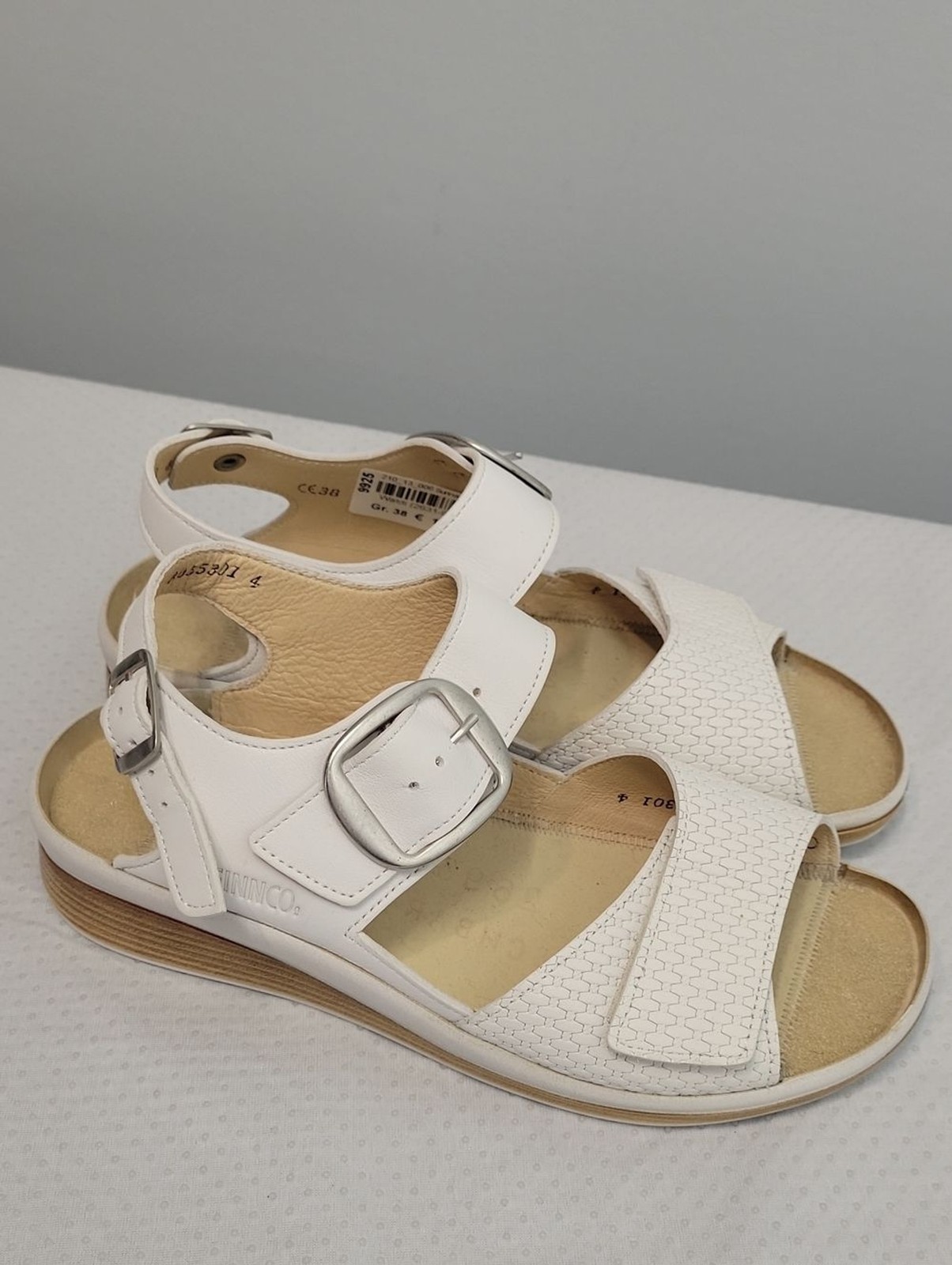 Finn Comfort Germany Waldi white comfort sandals womens size GR38 7.5 US