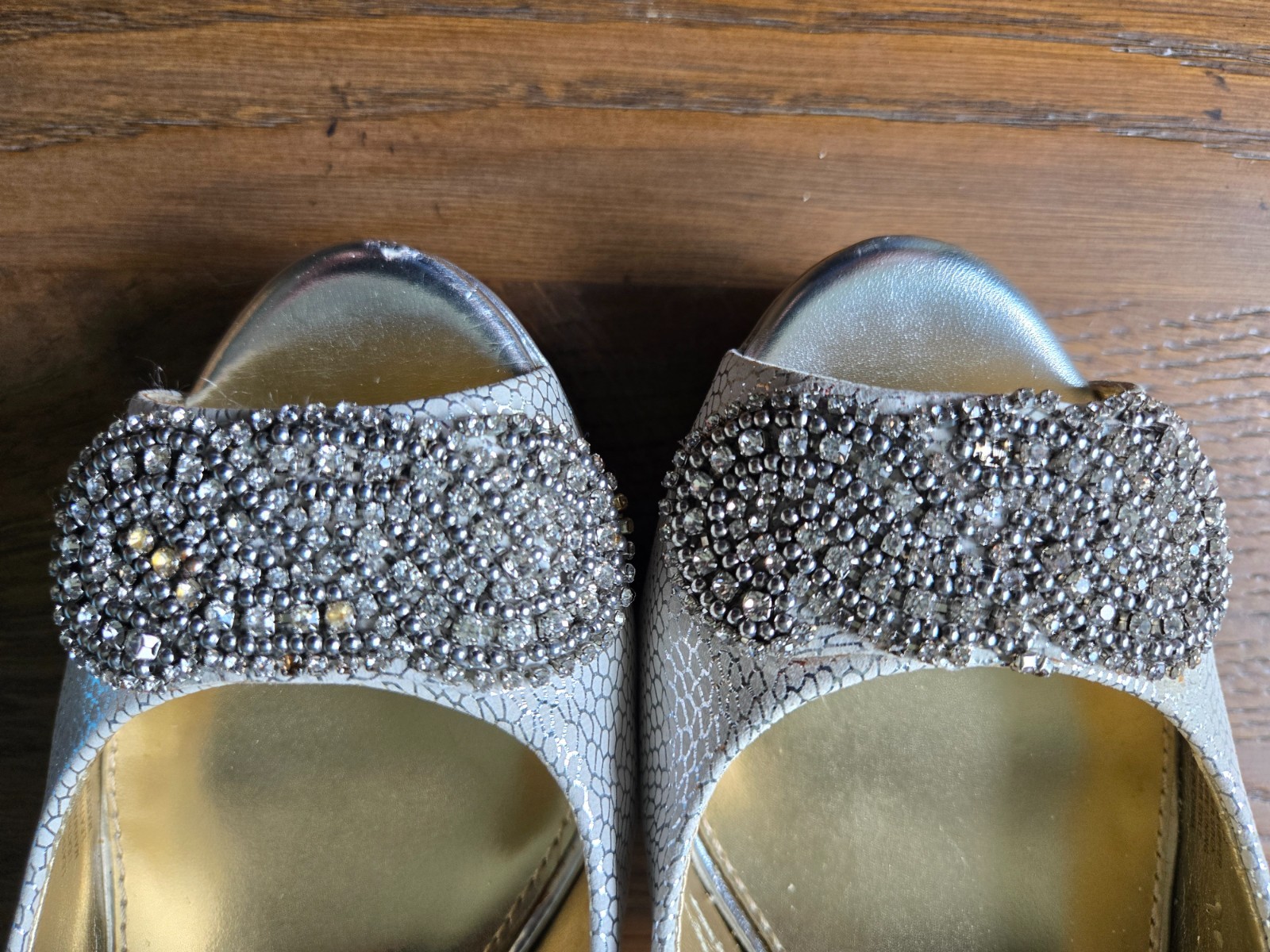Antonio Melani Silver Sierra Sling Back Jeweled 4″ Heels – 7M