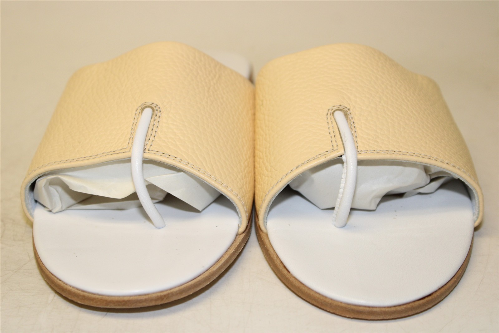 Al Bacio Buttercream Leather Toe Post Slides Italy Made Womens 9 39 Shoes D057