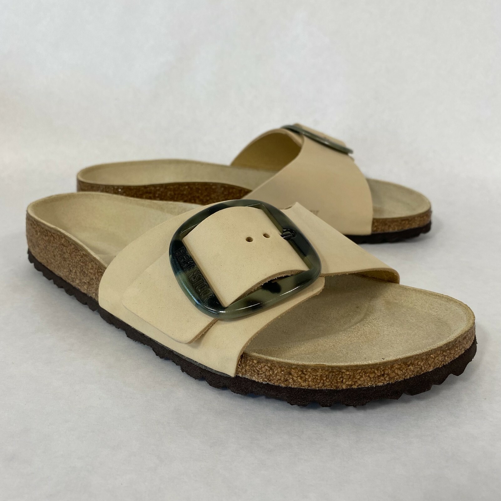 New w/o Box Birkenstock Madrid Big Amplified Buckle Almond Narrow – Select Size