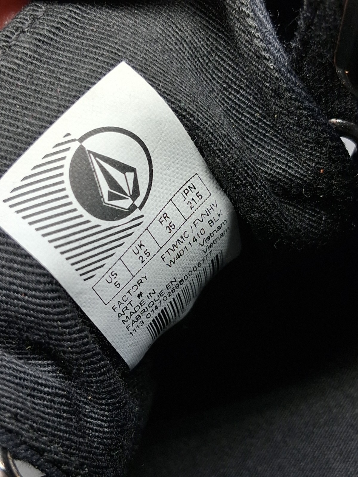 VOLCOM Womens 5 Black Canvas Strap Buckle