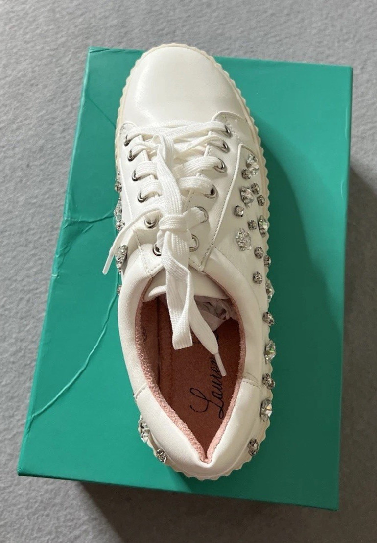 NEW Lauren Lorraine Sneakers Pam Women’s 9 White Gems Lace-up Casual Everyday