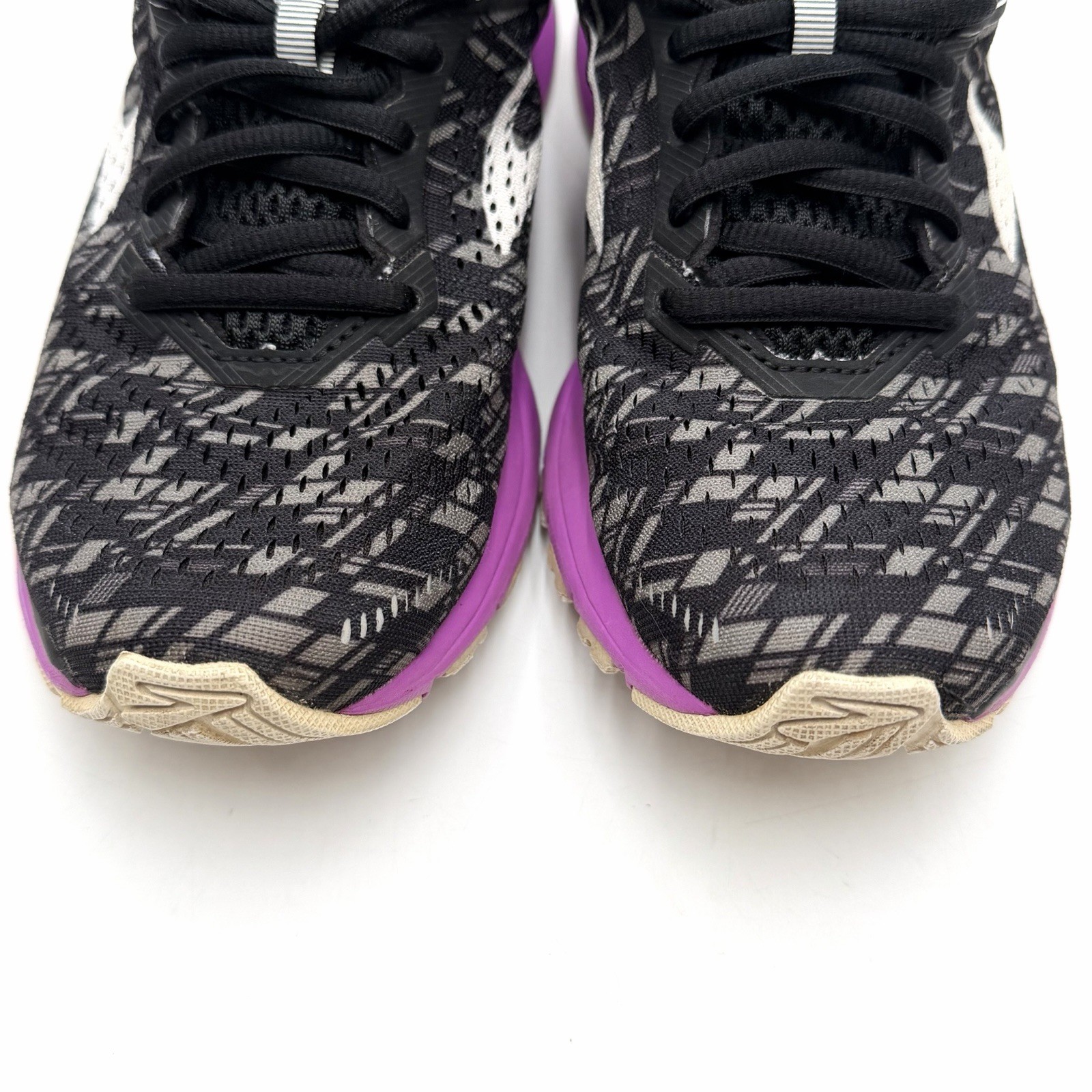 Brooks Launch 5 Womens Size 7 Running Shoes Sneakers 1202661B090 Black Purple