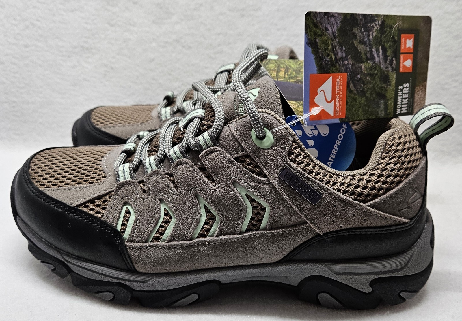 Ozark Trail Women’s Taupe/Mint Green Low Hiker Shoes Size 6.5/ New