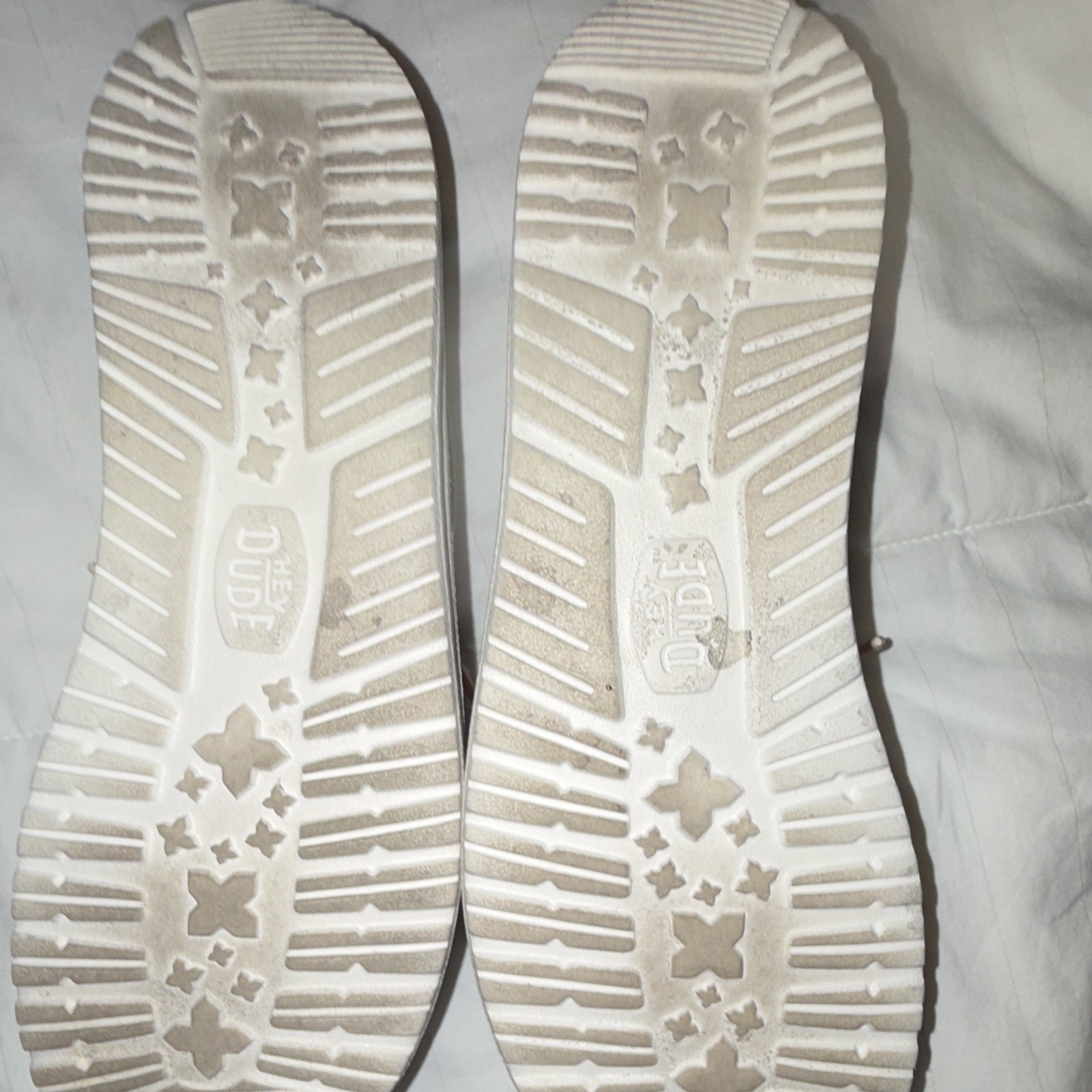 Hey Dude Wendy Women’s Silver Glitter Canvas Lace-Up Sneakers US 7