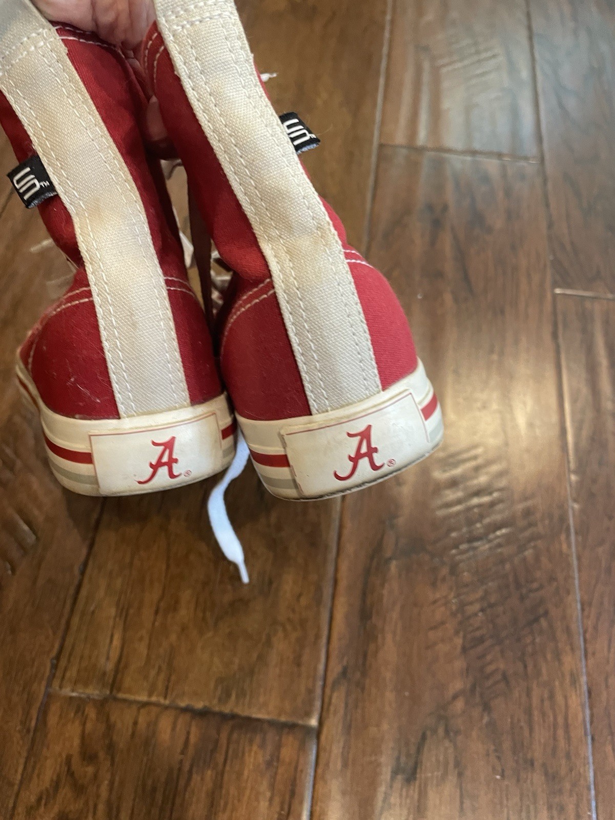 University Of Alabama Women’s Size 6 High Top Tennis Shoes Skicks