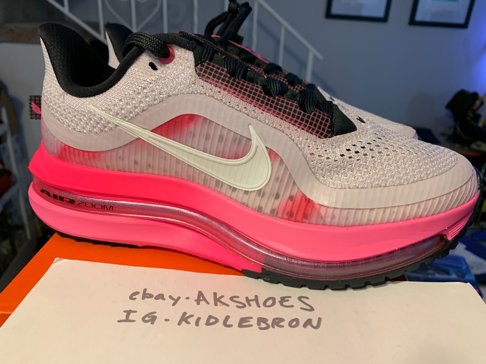 Nike Womens ZoomX Pegasus Premium Pearl Pink Summit White plus vomero fly vapor