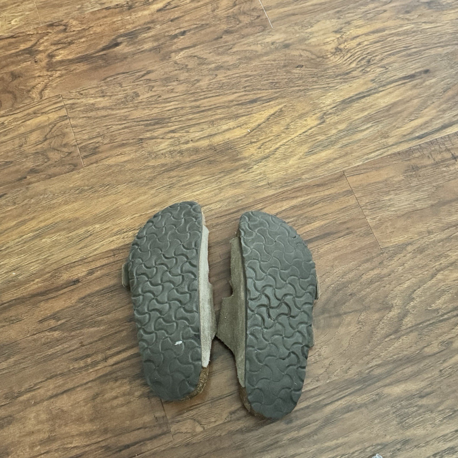 “Birkenstock Arizona Soft Footbed Suede Sandals Olive Taupe EU 37 US 6/6.5”
