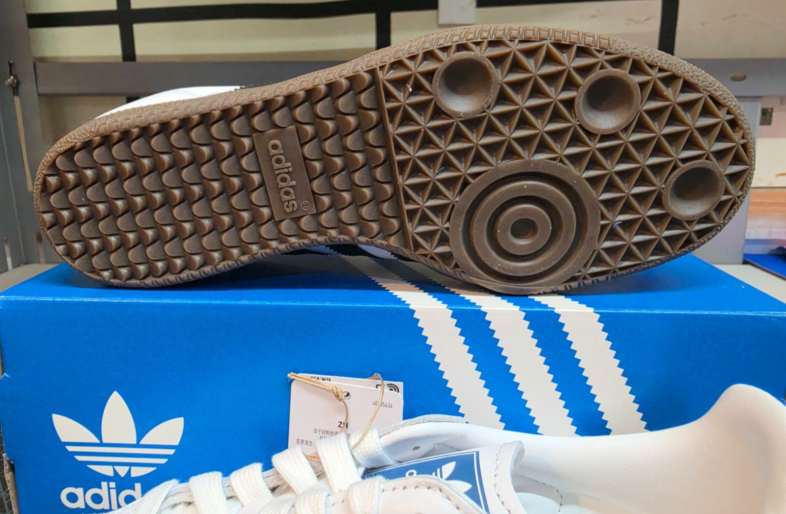 Adidas Samba OG W Shoes (IG9030) Ladies Size: 6.5
