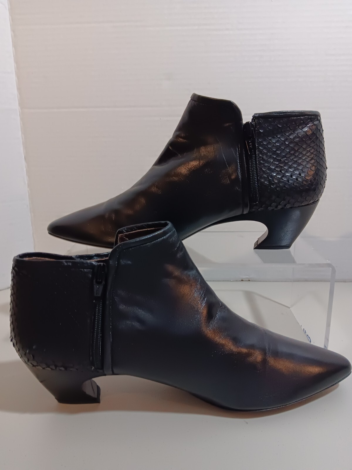 Christina Perez Designer Ankle Boots Women’s Size 10B Reptile/Leather Paris-New
