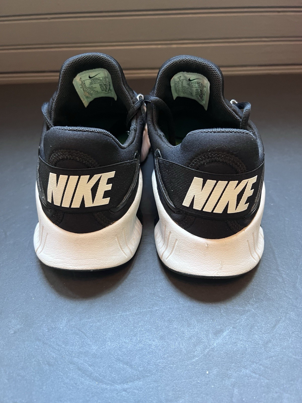 Nike Free Metcon 4 Women’s Size 7 White/Black
