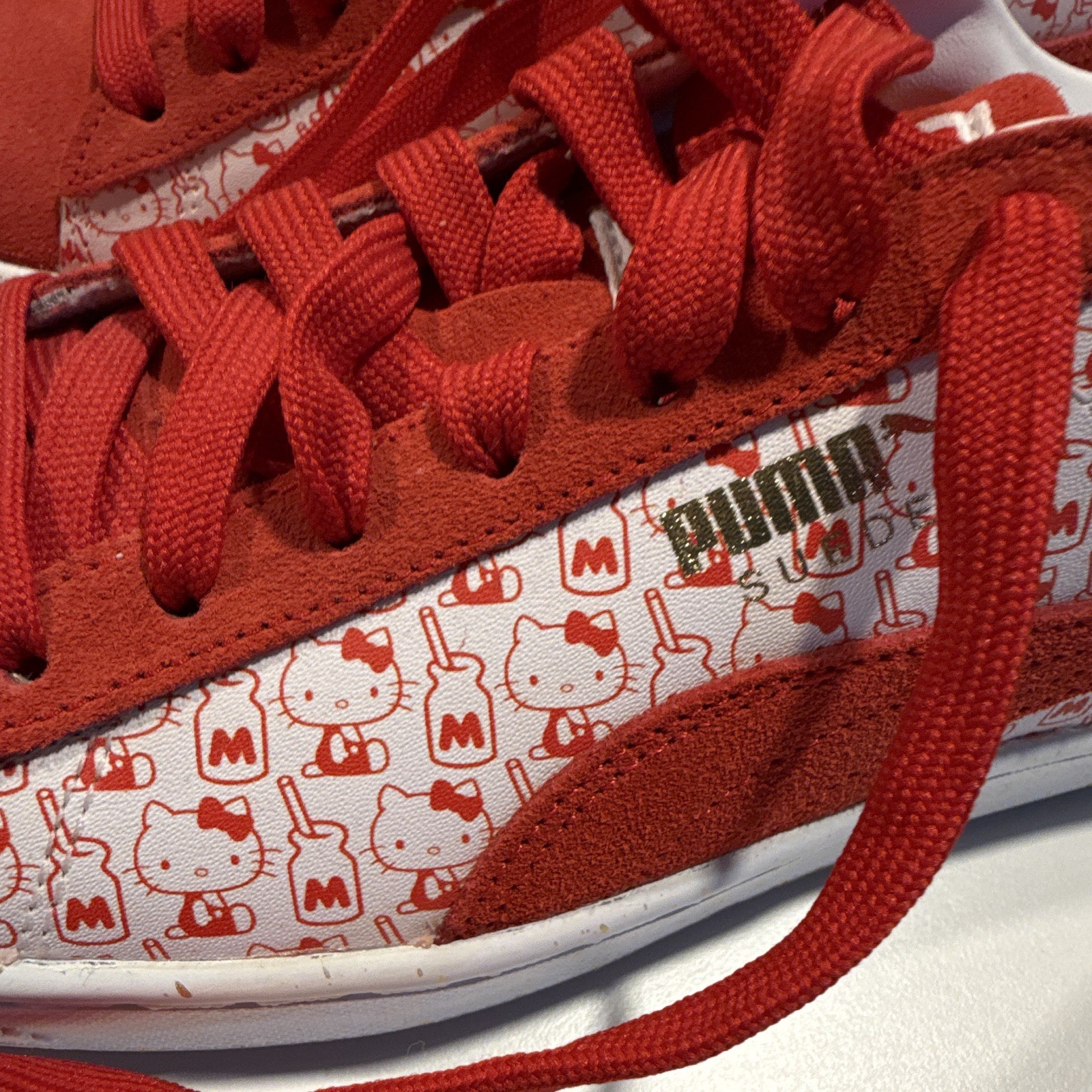 PUMA Hello Kitty Red/White Low Top Lace-Up Women’s All-Over Sneaker Size 10