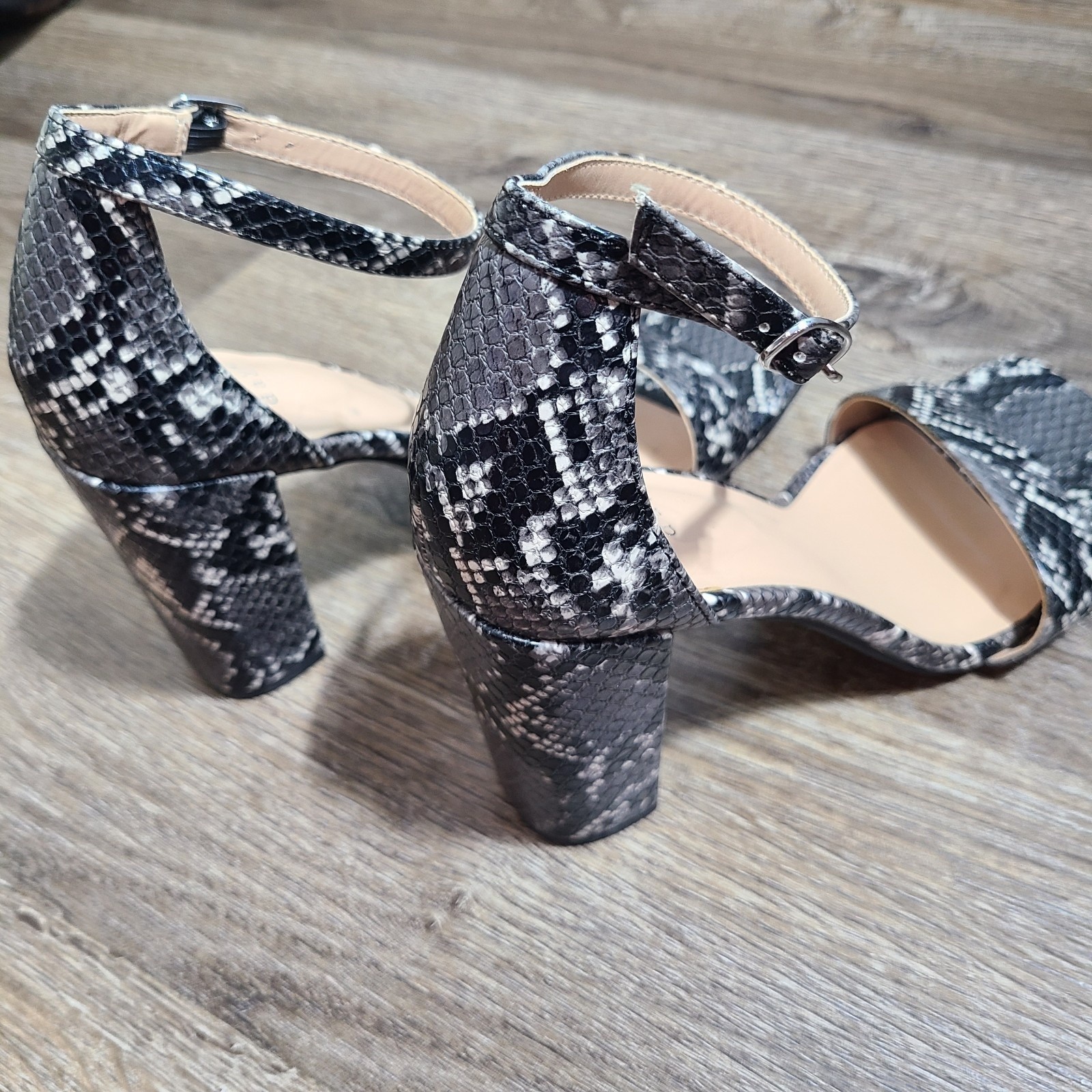 A New Day Faux Snake Skin Black & White Open Toe Ankle Strap Block Heel SIZE 8.5