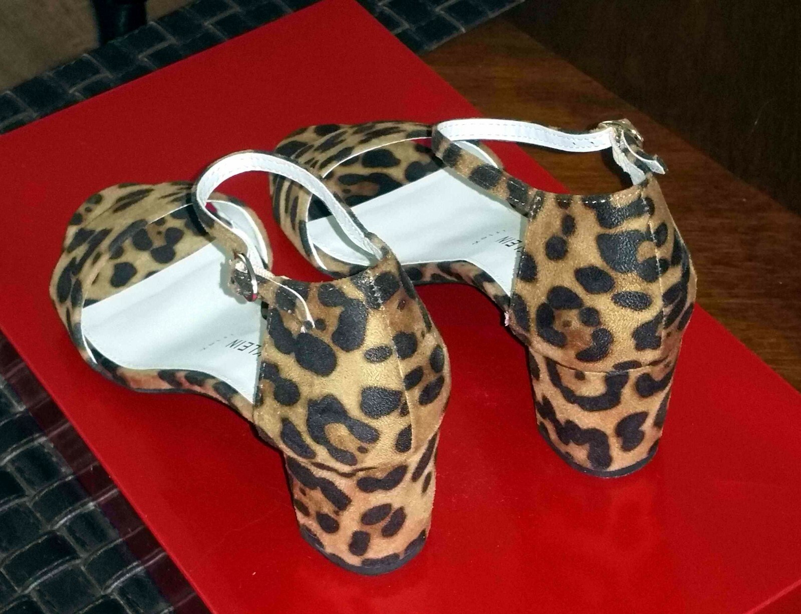 Anne Klein open toe women shoes NEW,size 6.5, narrow to medium width, 2.5 inch
