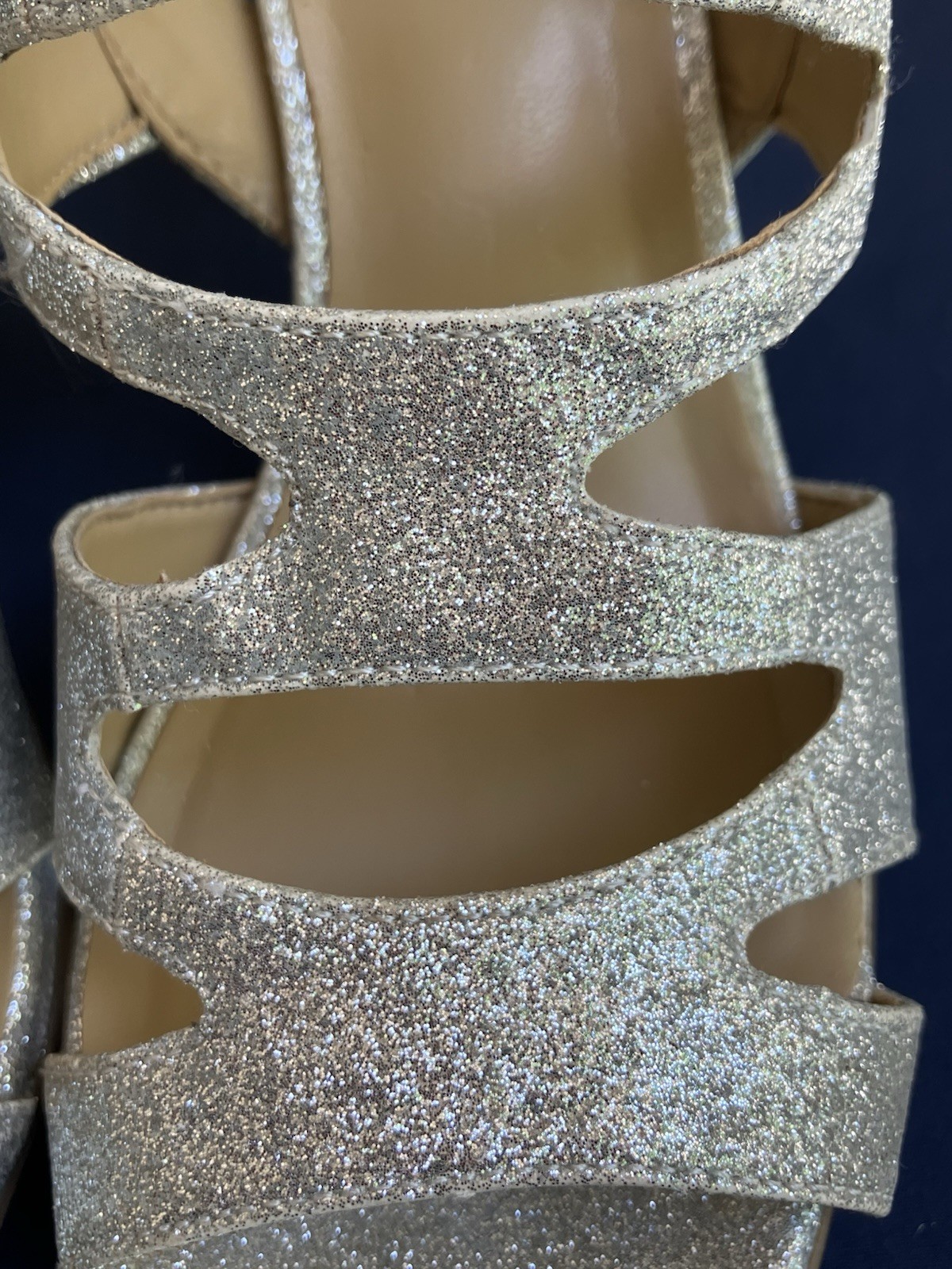 Naturalizer Dianna Silver Sparkle Glitter Strappy Platform Sandals Heels 8.5