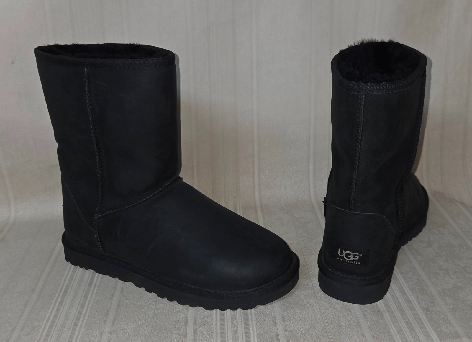 UGG Black Classic Short Leather Boot Water Resistant MISMATCH Left US 7 Right 8