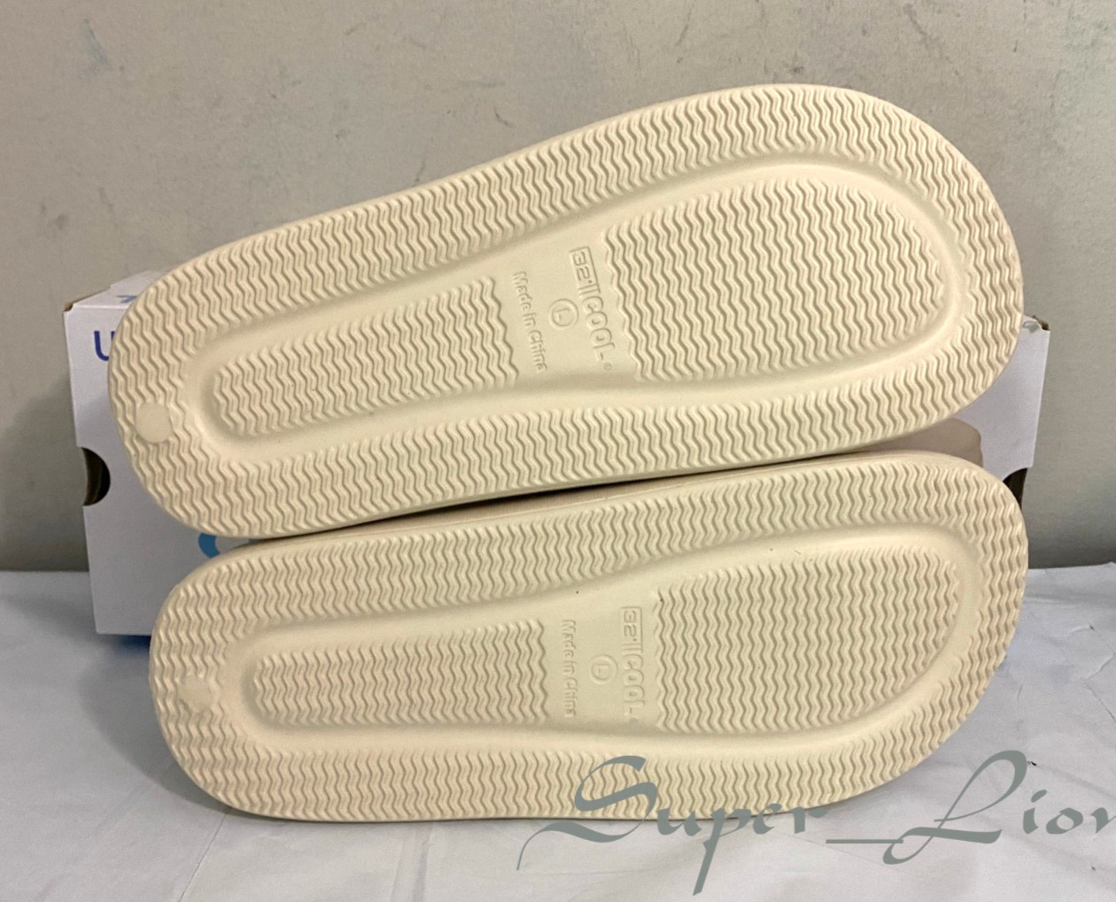 NEW 32 Degrees Cool Unisex Cushion Slide Sandals – PICK SIZE – TAN