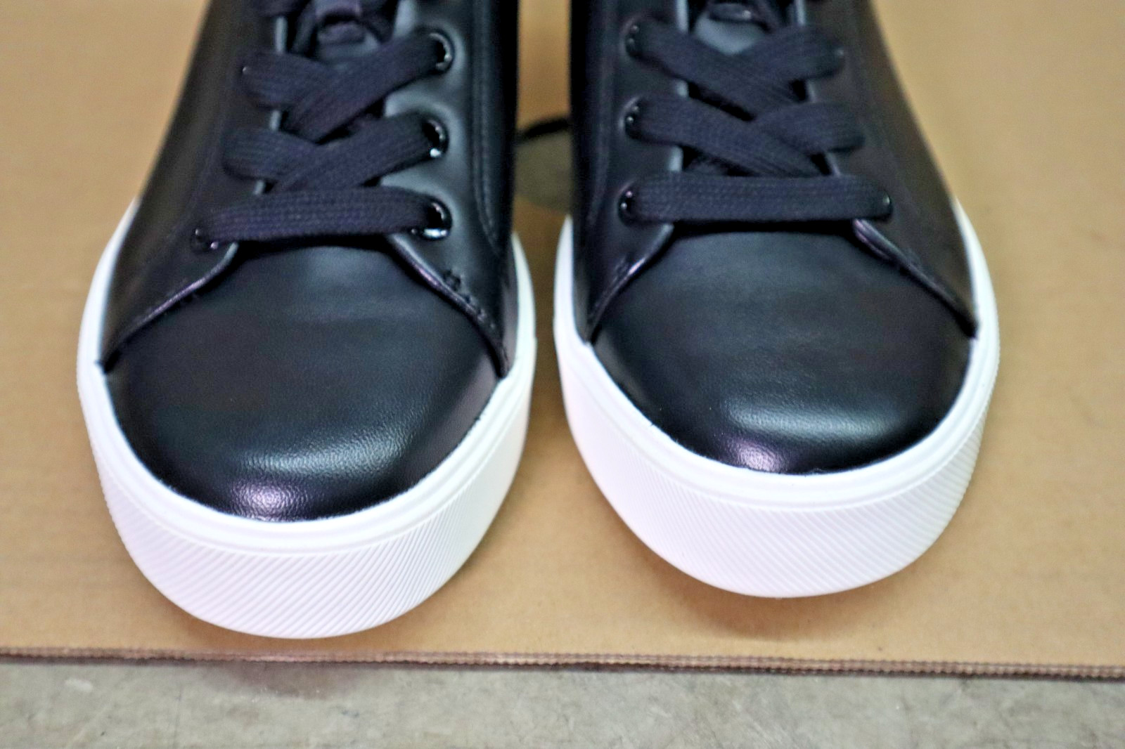 Naturalizer Morrison 2.0 Lace Up Leather Sneakers Black US Women’s Size 6.5W