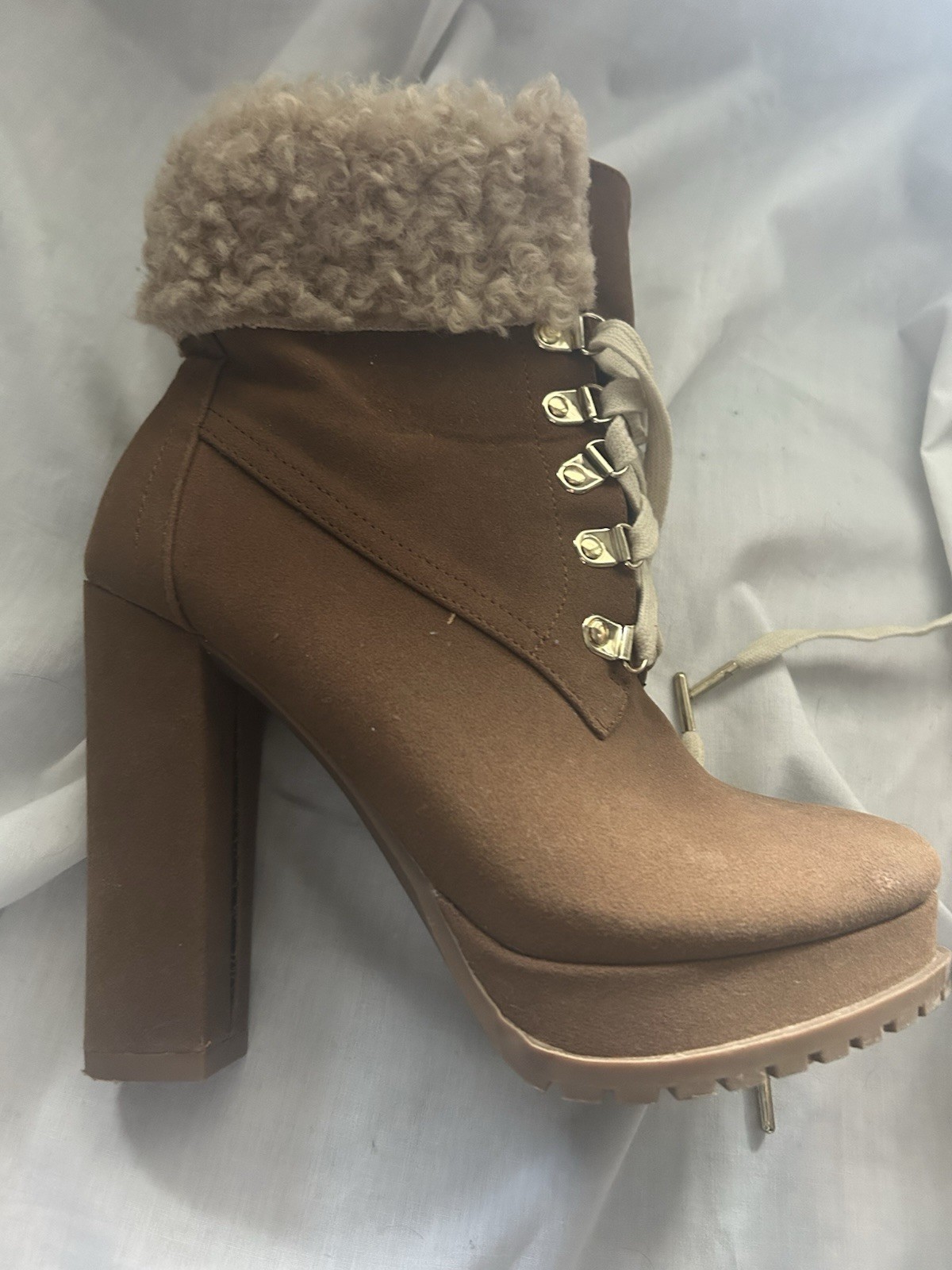 Women’s Shoedazzle Anneli Size 6 Cognac Furry Platform Lace Up Bloc Heel Bootie