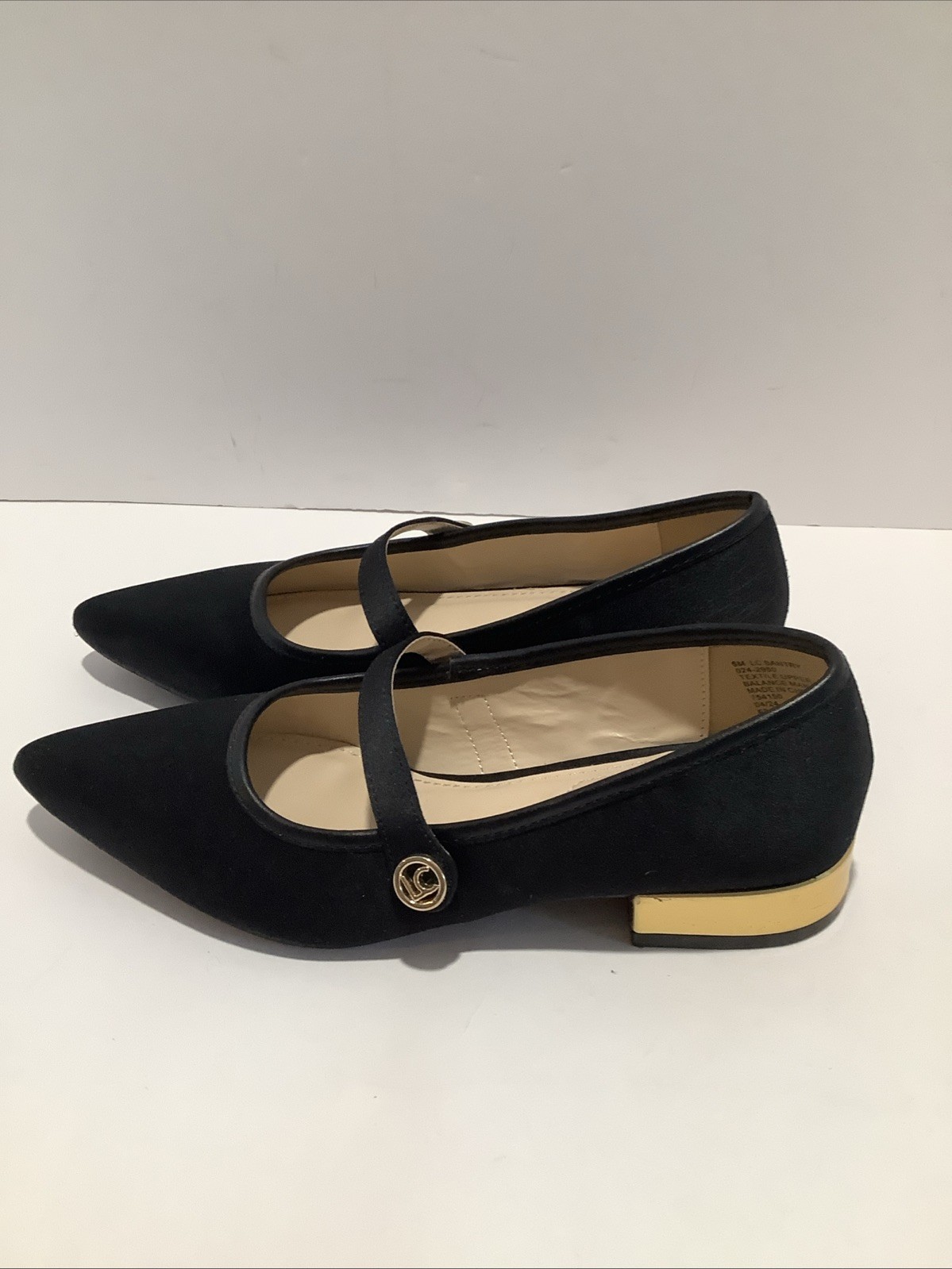 Liz Claiborne Santry Womens Sz. 5M Pointed Toe Textile Mary Jane Low Heel, Exc
