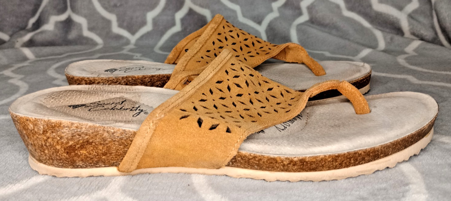 Secret Celebrity Ladies Memory Foam Wedge Sandals Slip On Brown/Tan 7 1/2