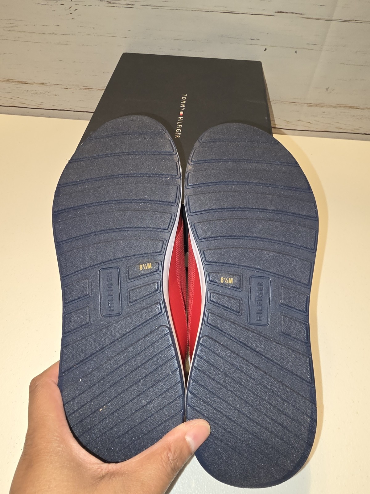 NEW Tommy Hilfiger TWArosa Womens Red 8.5 Slip On Sneaker Light comfortable