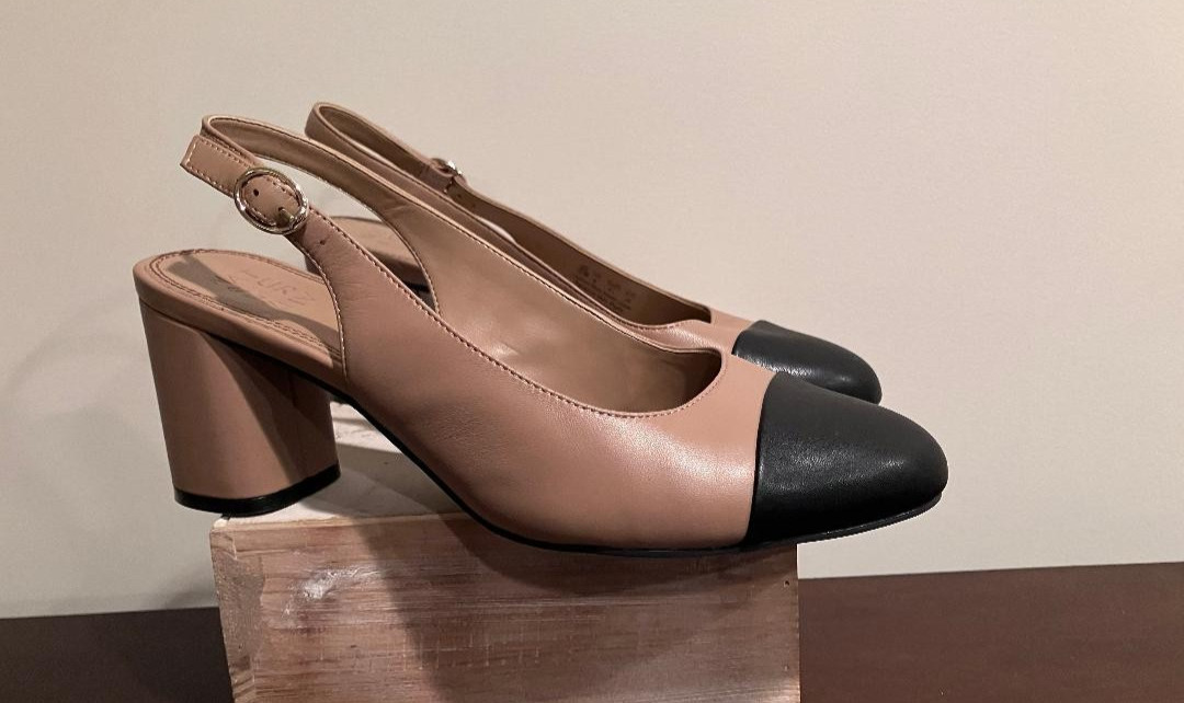 NATURALIZER Women’s Size 10M Sophie Slingback Pumps Taupe Beige Black New!