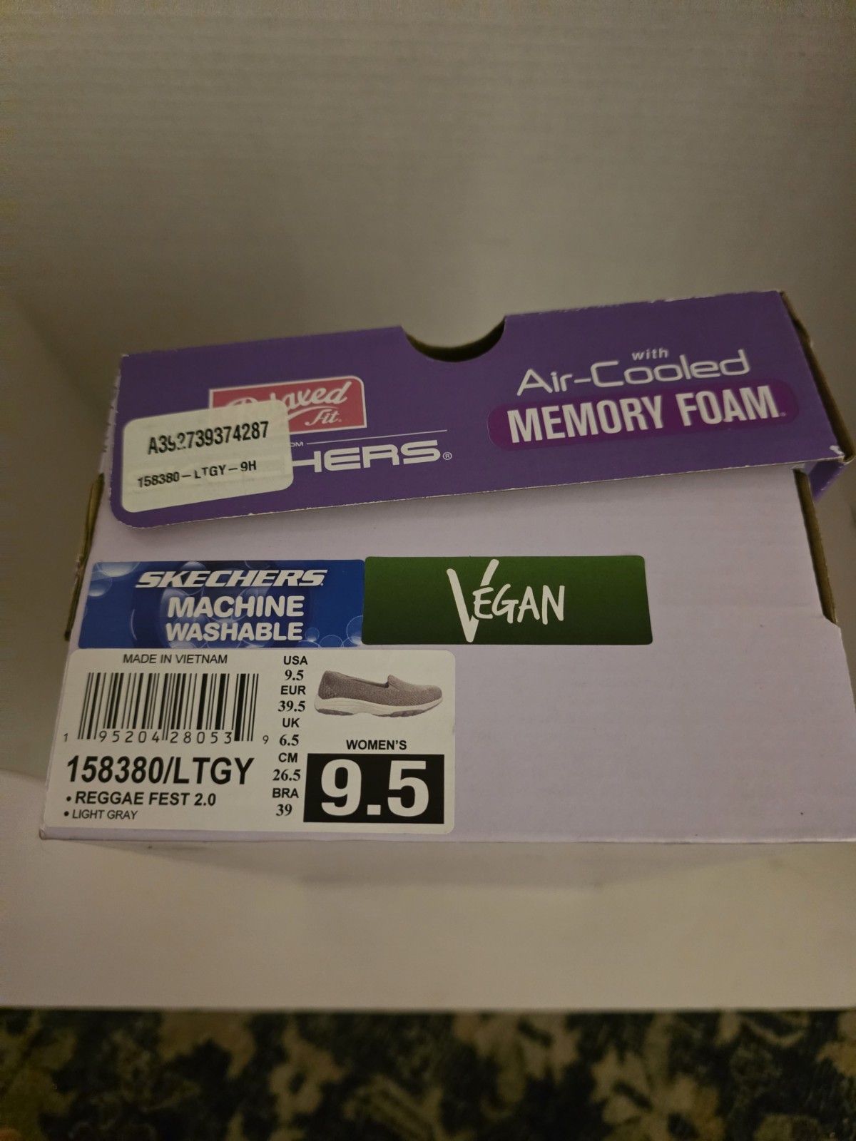 Skechers Relaxed Fit Reggae Fest Memory Foam Air Cooled Lighr Gray NIB 9.5