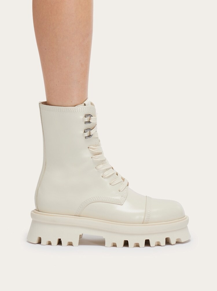 FERRAGAMO WOMEN’S OFF WHITE LEATHER COMBAT BOOTS MSRP $1330