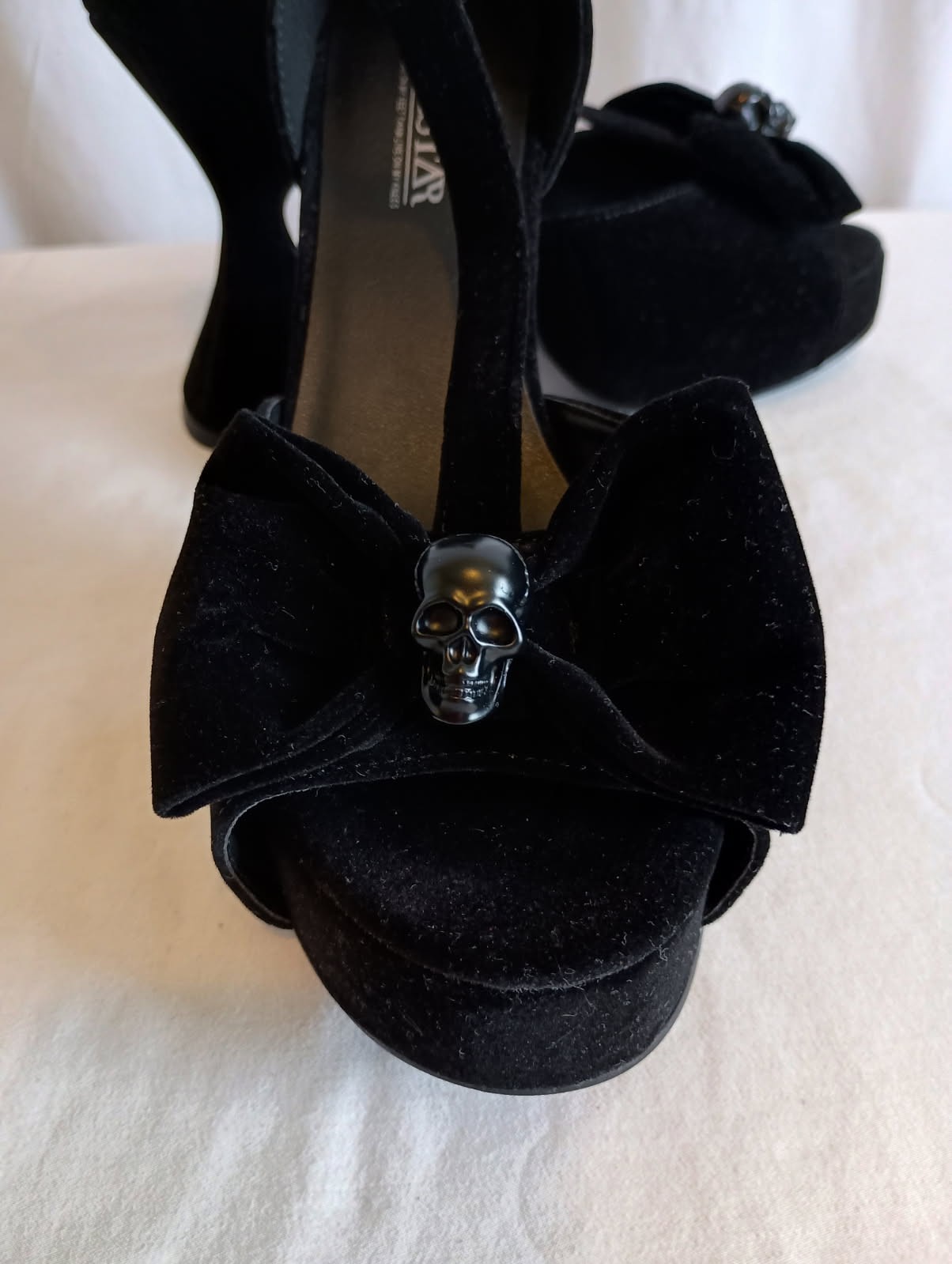 KILLSTAR Ravenette Velvet Platform Spool Heel Pumps Womens Size 8, 4.5 Inch Heel