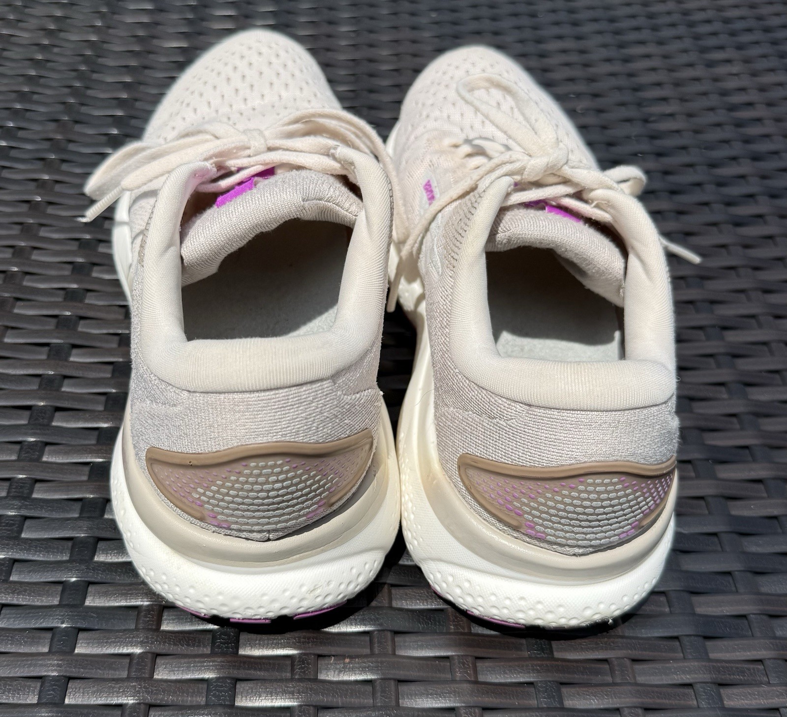 Brooks Ghost 16 Women’s Running Shoes Beige White Purple Low Top Lace Up