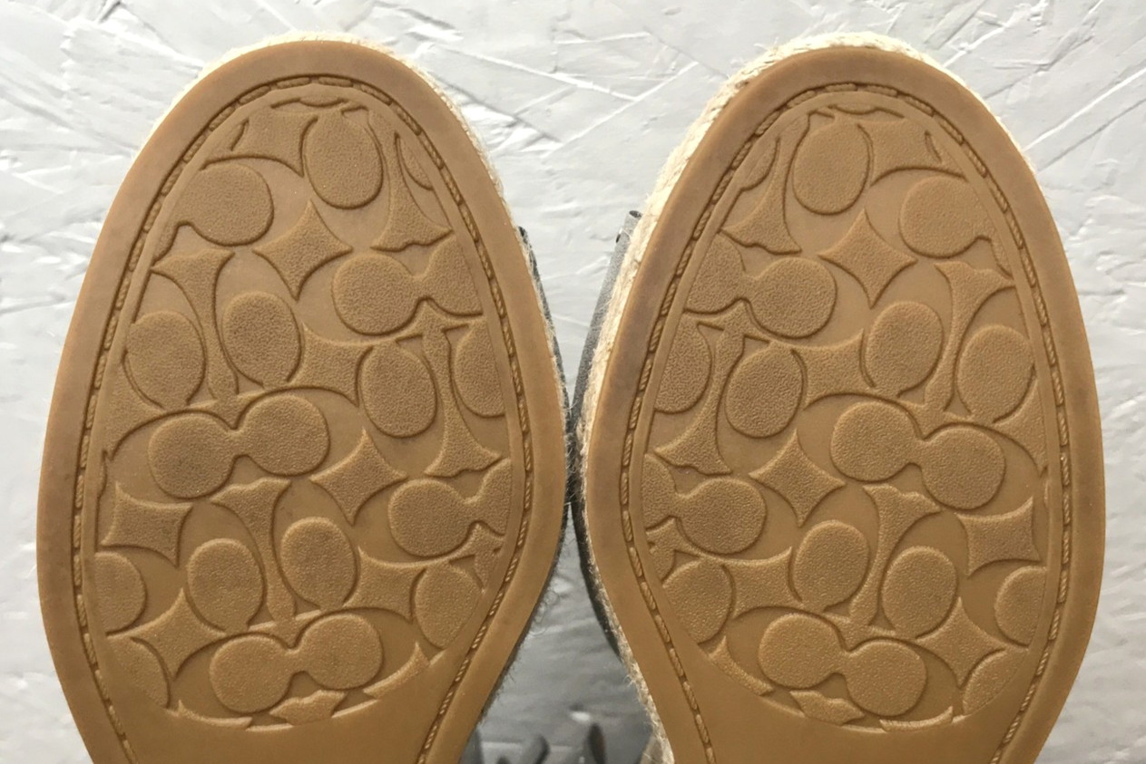 Coach Kelsi Wedge Women’s Espadrille Sandals Size 7B Gray Suede Studded 3.75″