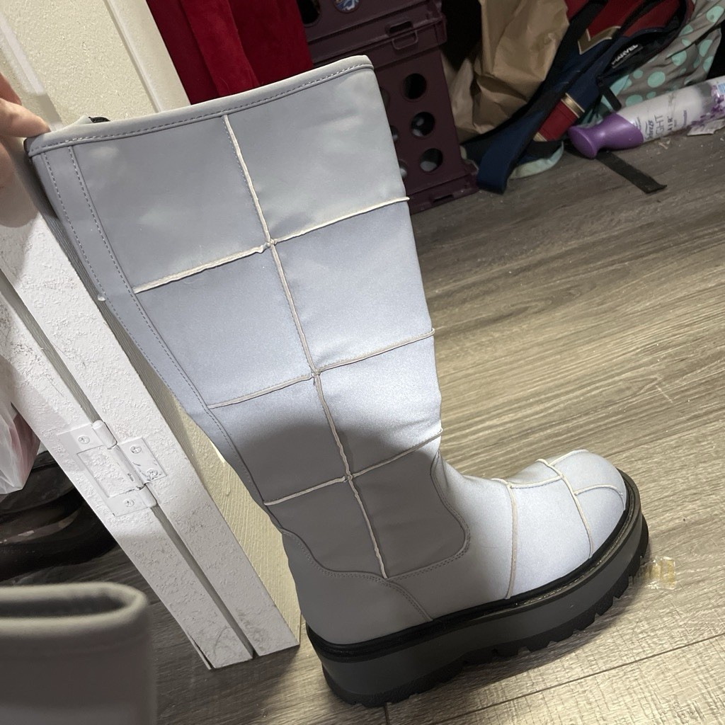 Demonia Slacker-230 Women’s Knee High Zip Platform Boots White/Gray/Black US 8