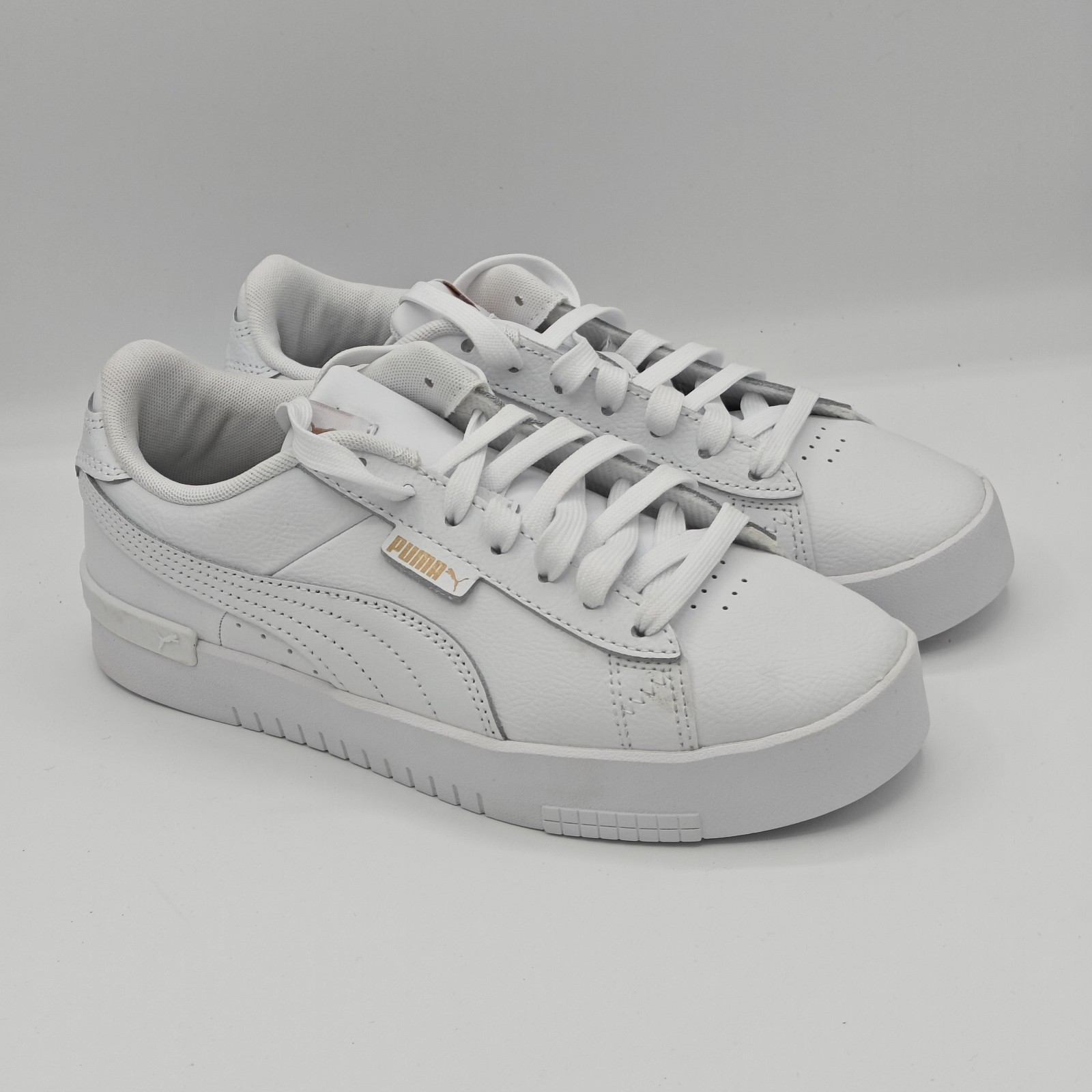 PUMA “Court Sneaker” Women’s Retro Walking Tennis Shoe (PUMA White / Gold)