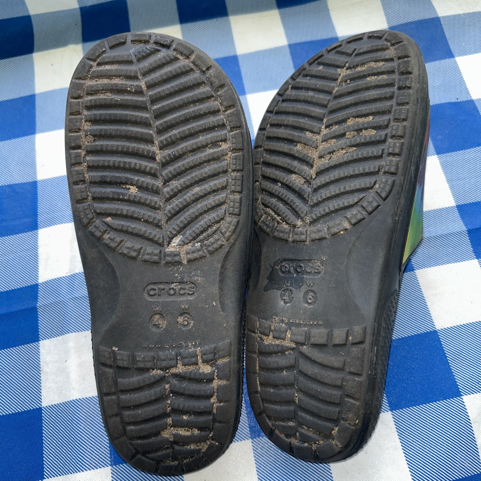 Crocs Tie-Dye Slide Sandals, Black/Multicolor Womens 6/mens 4