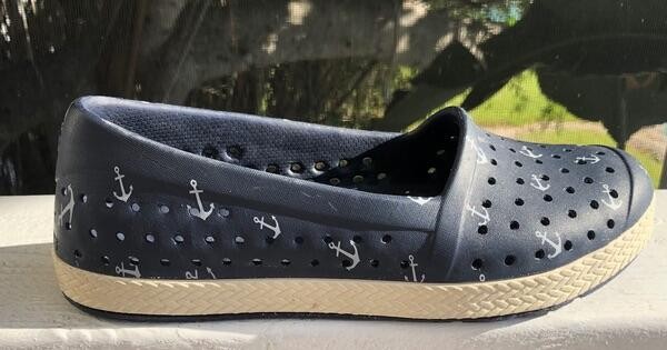 JOYBEES ESPADRILLE SLIP ON SHOES Sz 8 Navy Nautical Anchor Print Excellent VEGAN