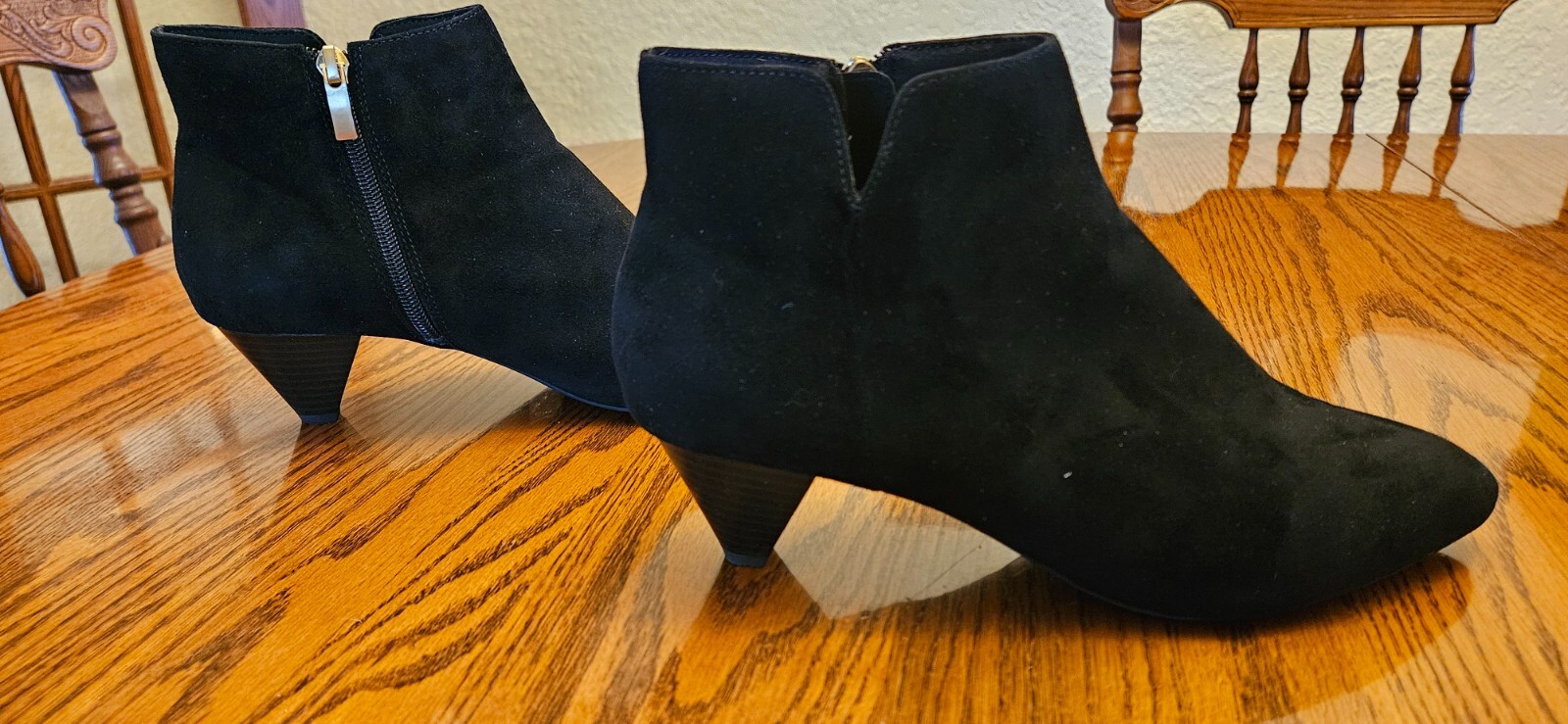 Rockport Milia V Heel Suede Bootie Size 9