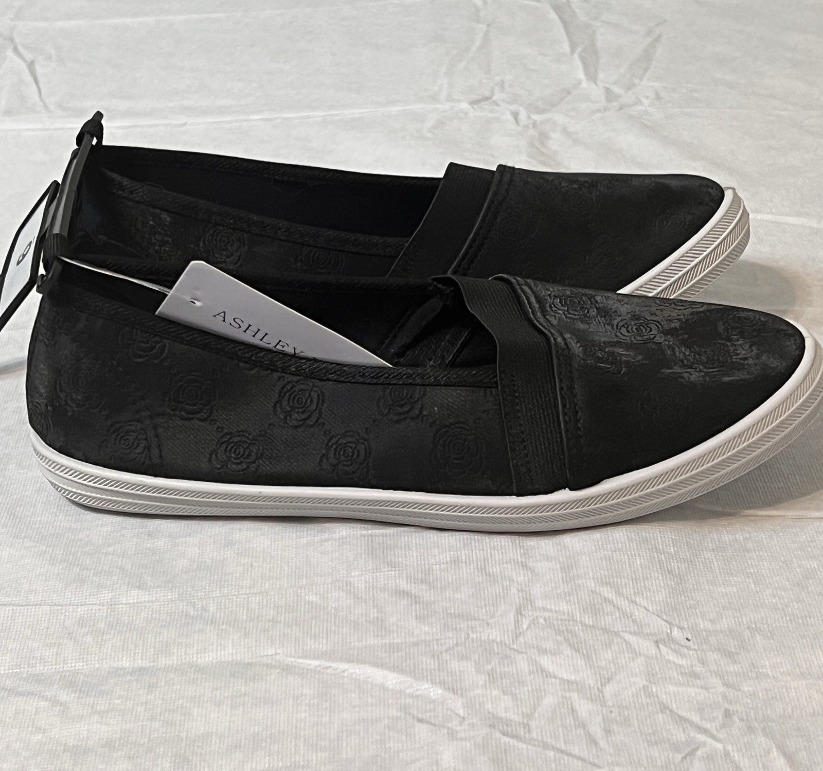 Ashley Blue Women’s Size 6 Black Slip On Canvas Sneakers Casual Shoes NWT