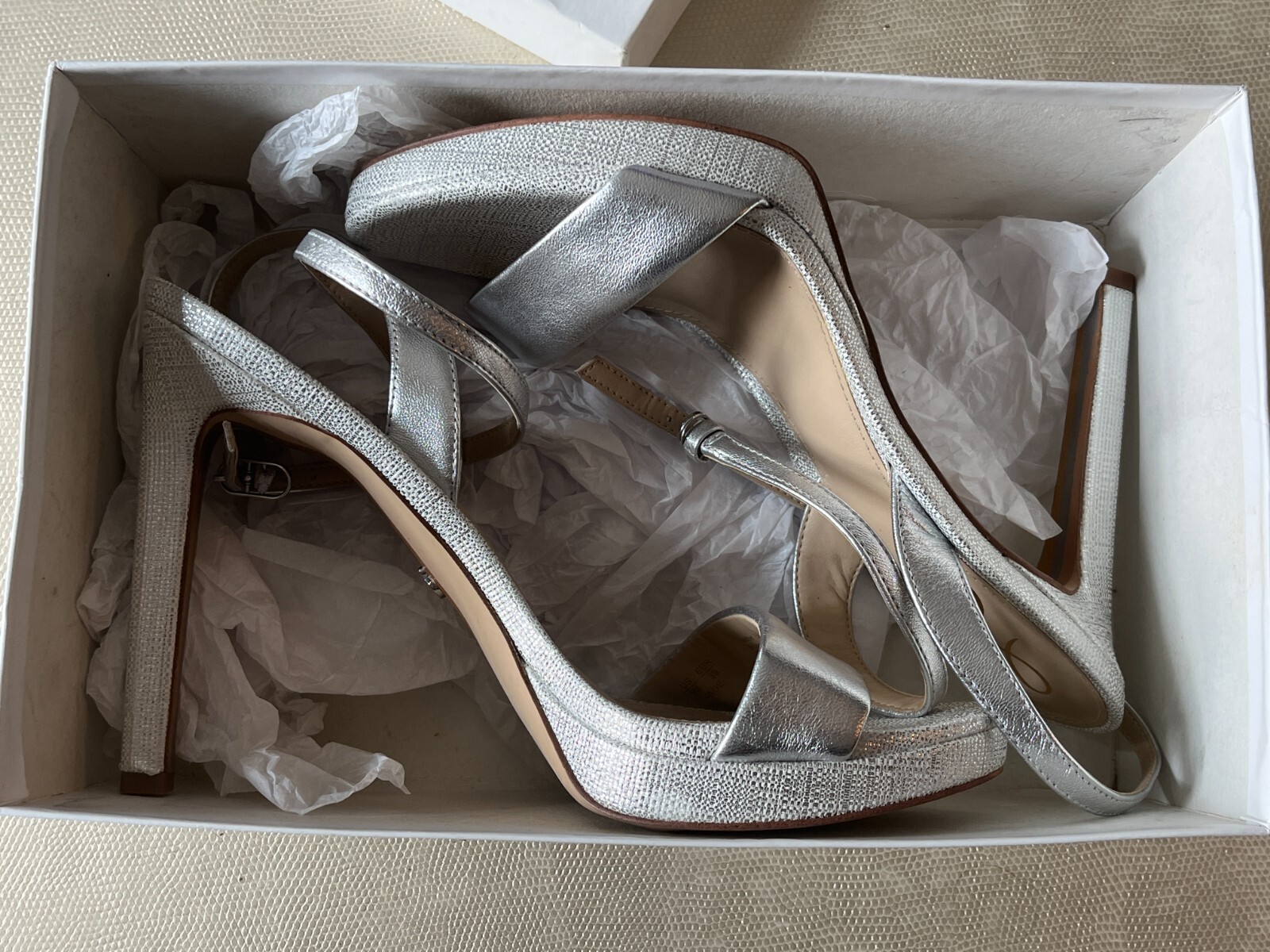 EMILIO PUCCI Satin Blue/Green Ankle Wrap Sandal Pumps USED Womens Size 40 w/ Box