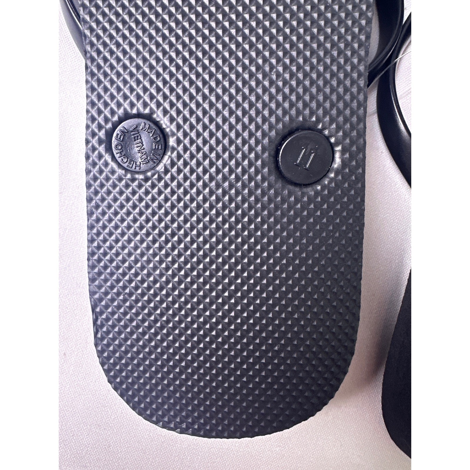 Old Navy Black Sugarcane Blend Flip Flop Sandals Plant Based Eco Friendly Sz 11