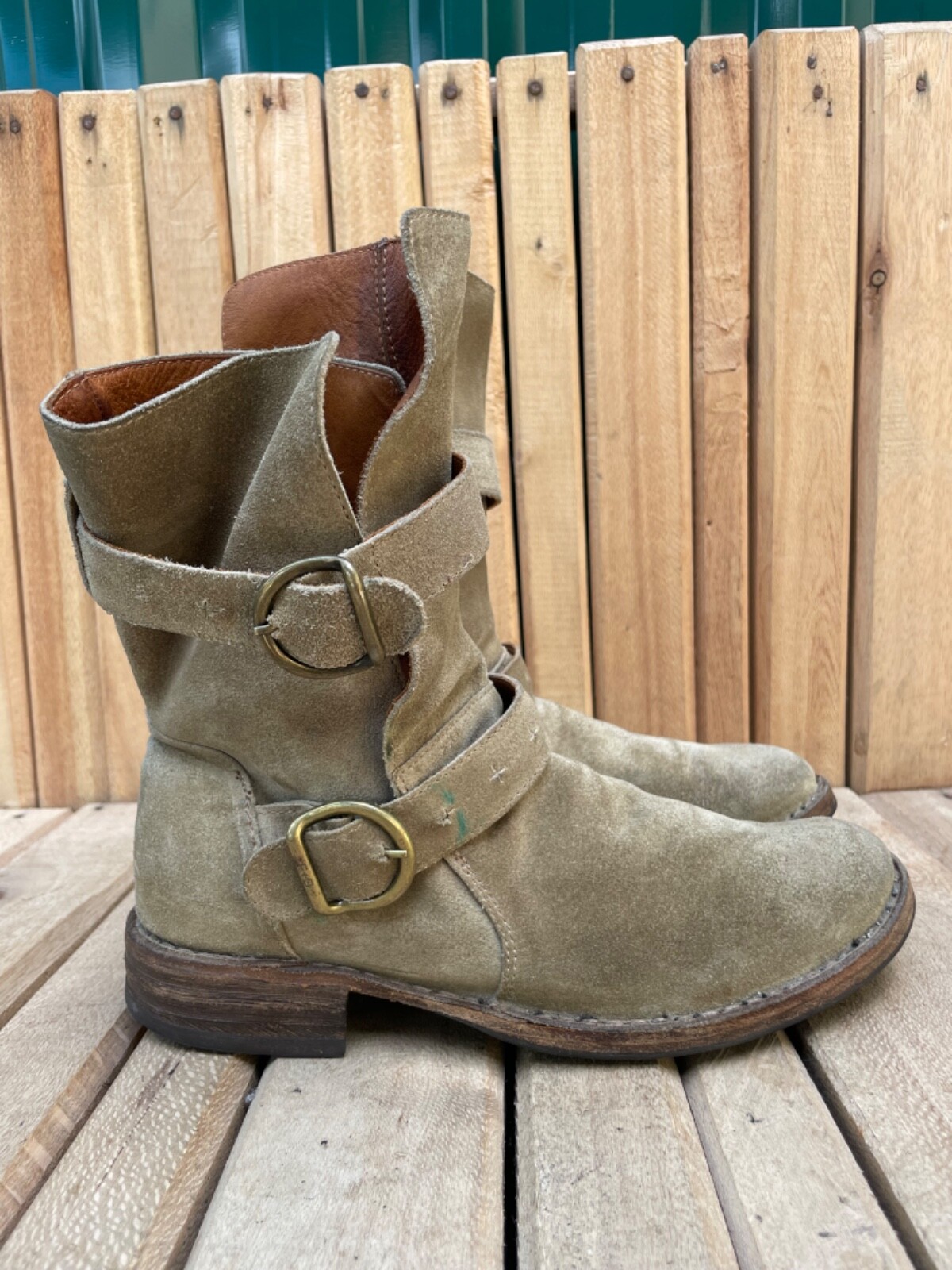 Fiorentini Baker Eternity Suede Buckle Green Women’s Boots 36 / USA 6