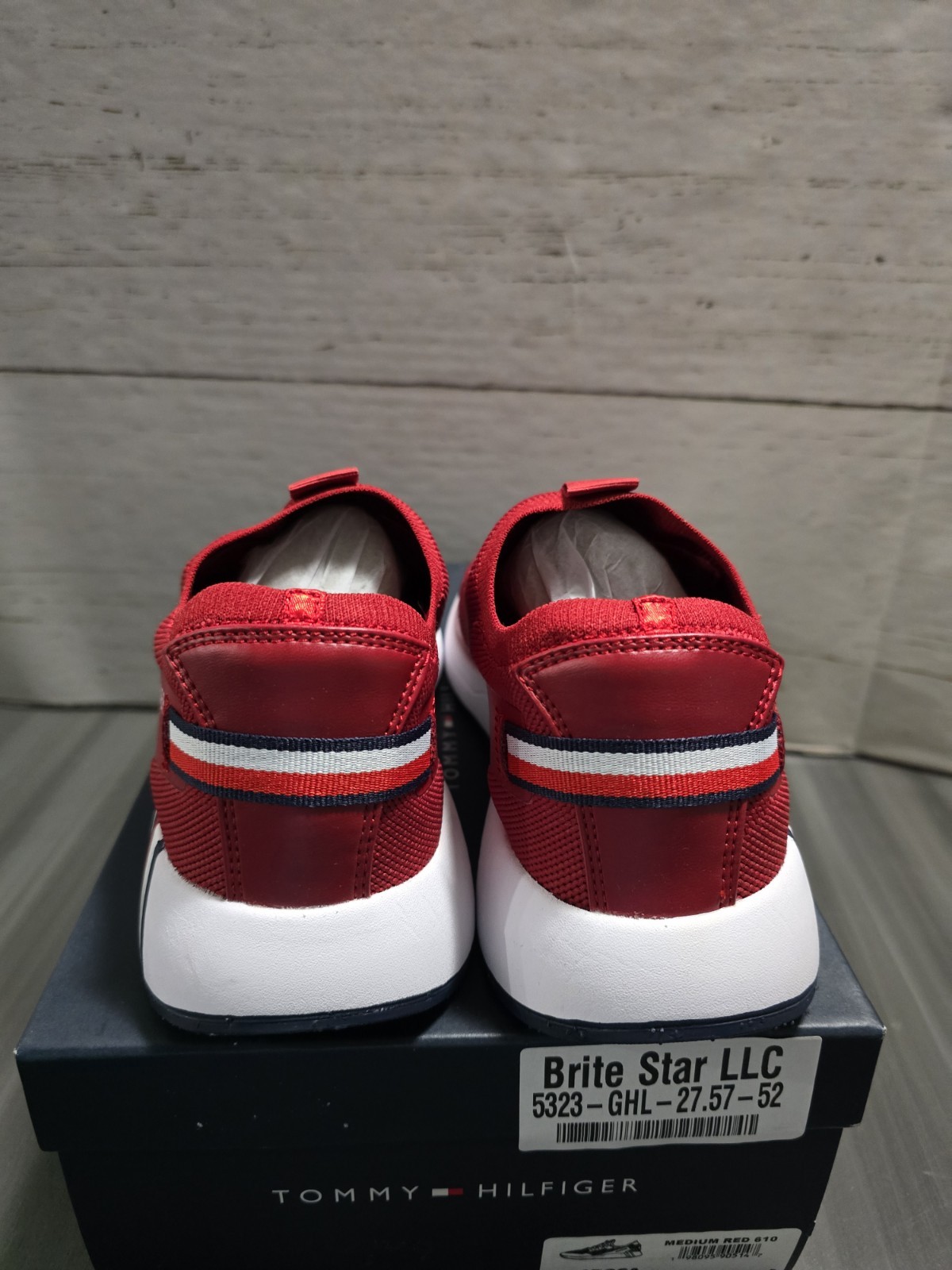 NEW Tommy Hilfiger TWArosa Womens Red 7.5 Slip On Sneaker Light comfortable