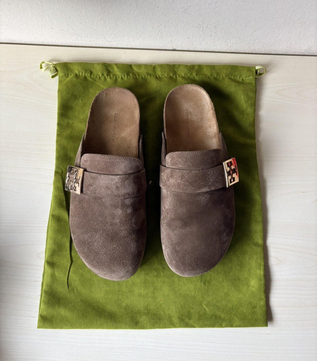 Tory Burch Mellow Mule River Rock Gold 39 Clog Sandals Suede Box Dust