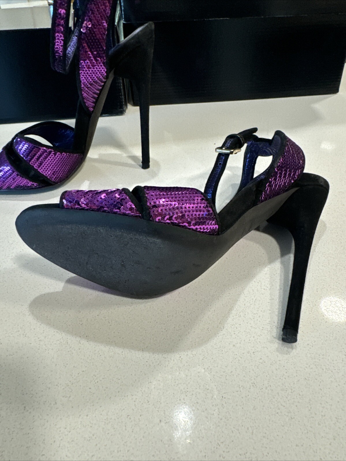 Tom Ford Pointy Toe Mauve Sandals sz 36
