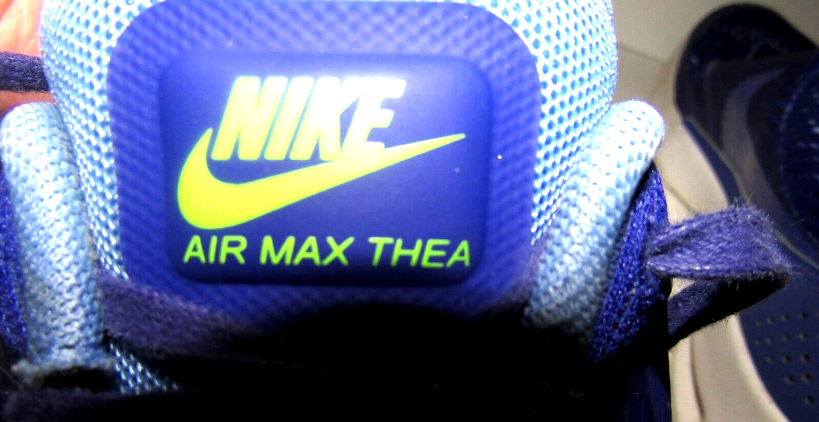 NIKE AIR MAX THEA Women’s Size 11, Blue Athletic Running Sneakers, Leather/Mesh
