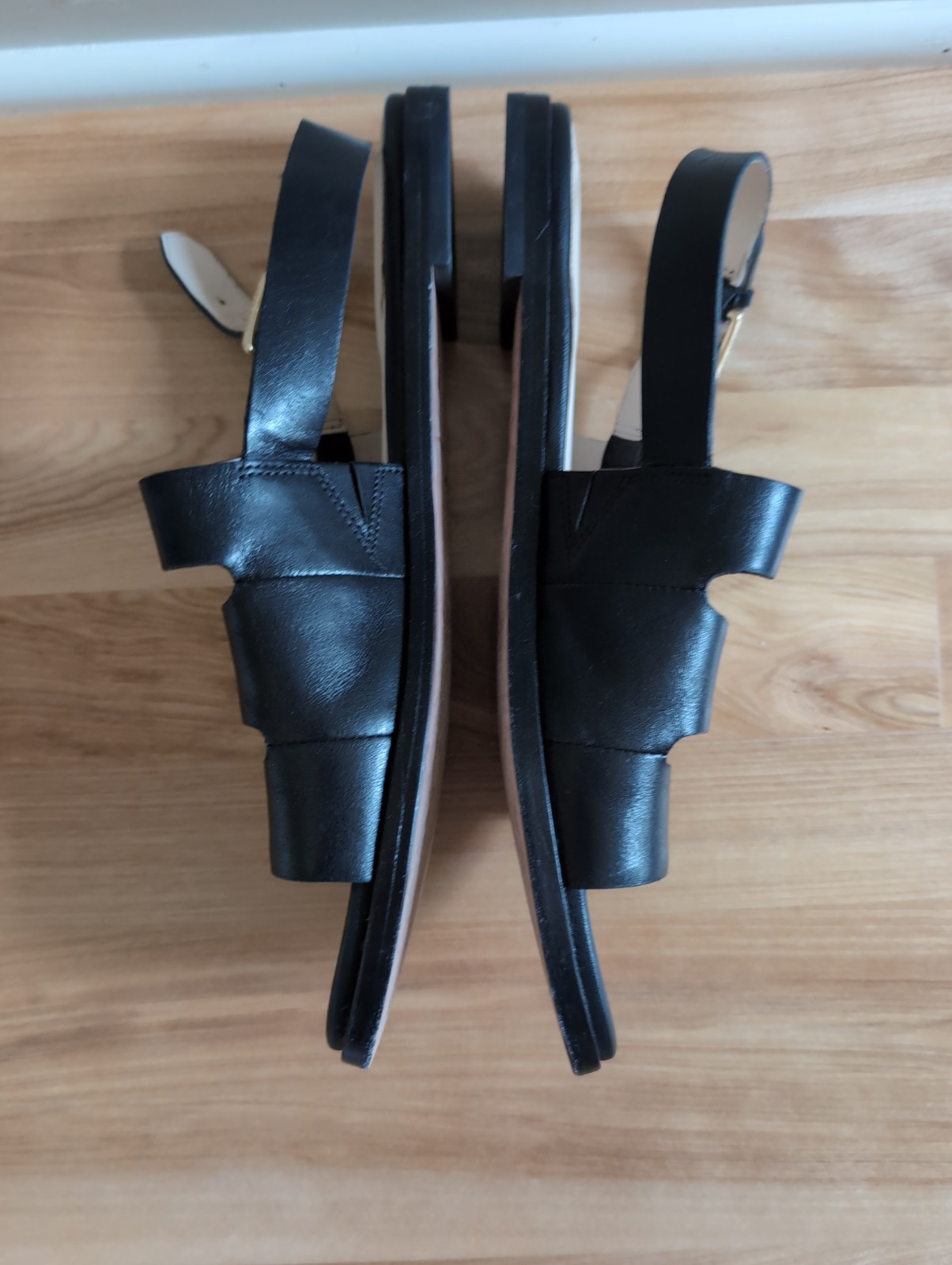 Cole Haan Grand 360 Black Genuine Leather Anela Sandals Womens 10B Chic Modern